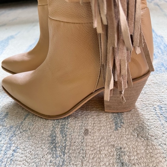 MATISSE BRIN FRINGE MID-CALF WESTERN LEATHER BOOTS SNIP TOE SLOUCHY SIZE 8 TAN - Picture 3 of 9